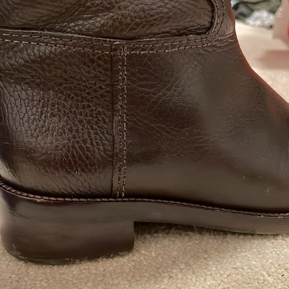 Tory Burch Joanna Riding Boot. Size 7. - Picture 8 of 9